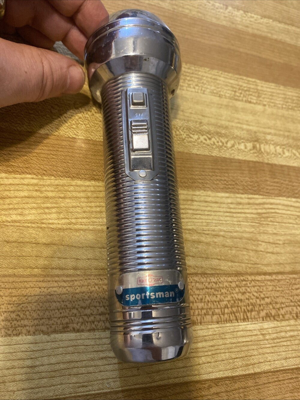 Vintage Ray-o-Vac Sportsman Magnet Light Flashlight Chrome 1960's